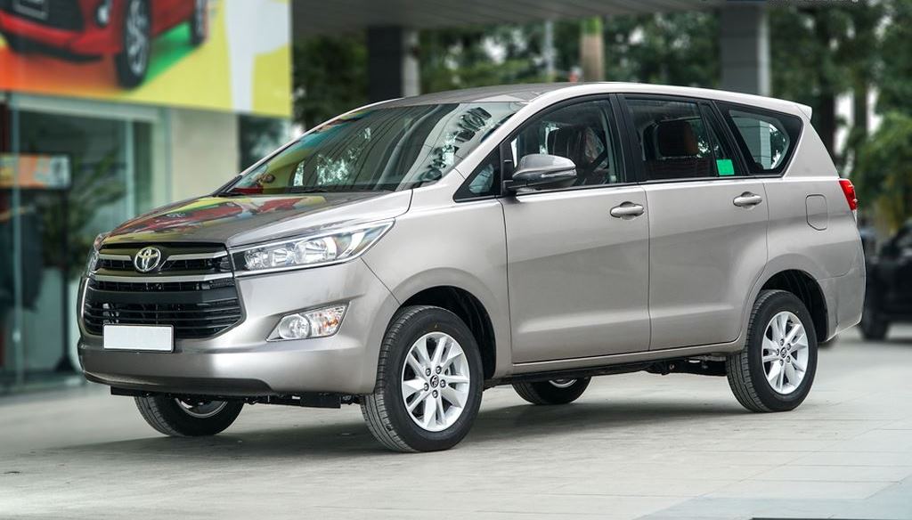 toyota innova 2019 - So sánh xe Ford Tourneo và Toyota Innova