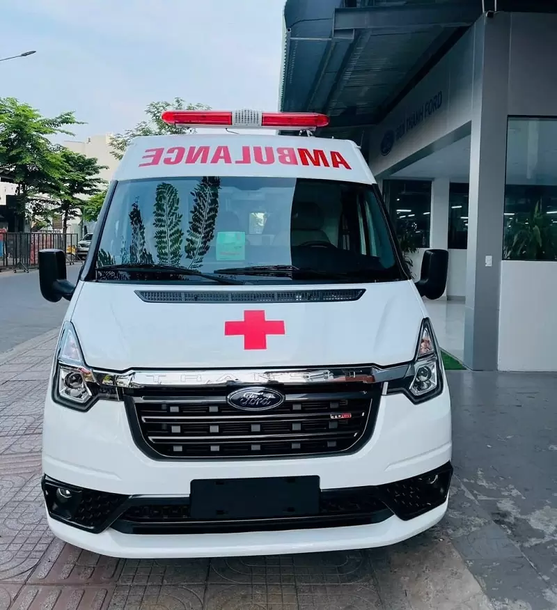 Ford Transit cứu thương z4237011737313 02a561e10067d35308ca1d065492ae0e - Ford Transit cứu thương