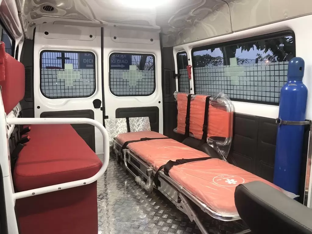 Ford Transit cứu thương z4315832967009 89879b2ccfe539bbaf92cab2b7b889b7 - Ford Transit cứu thương